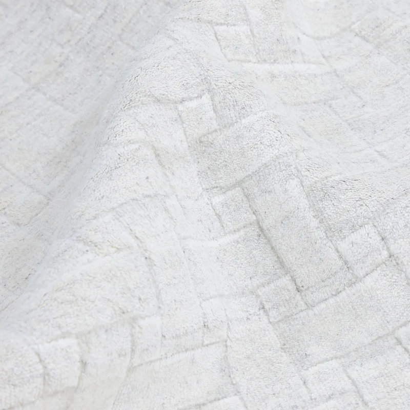 Peyton Area Rug in White, Rectangle 3' x 5'