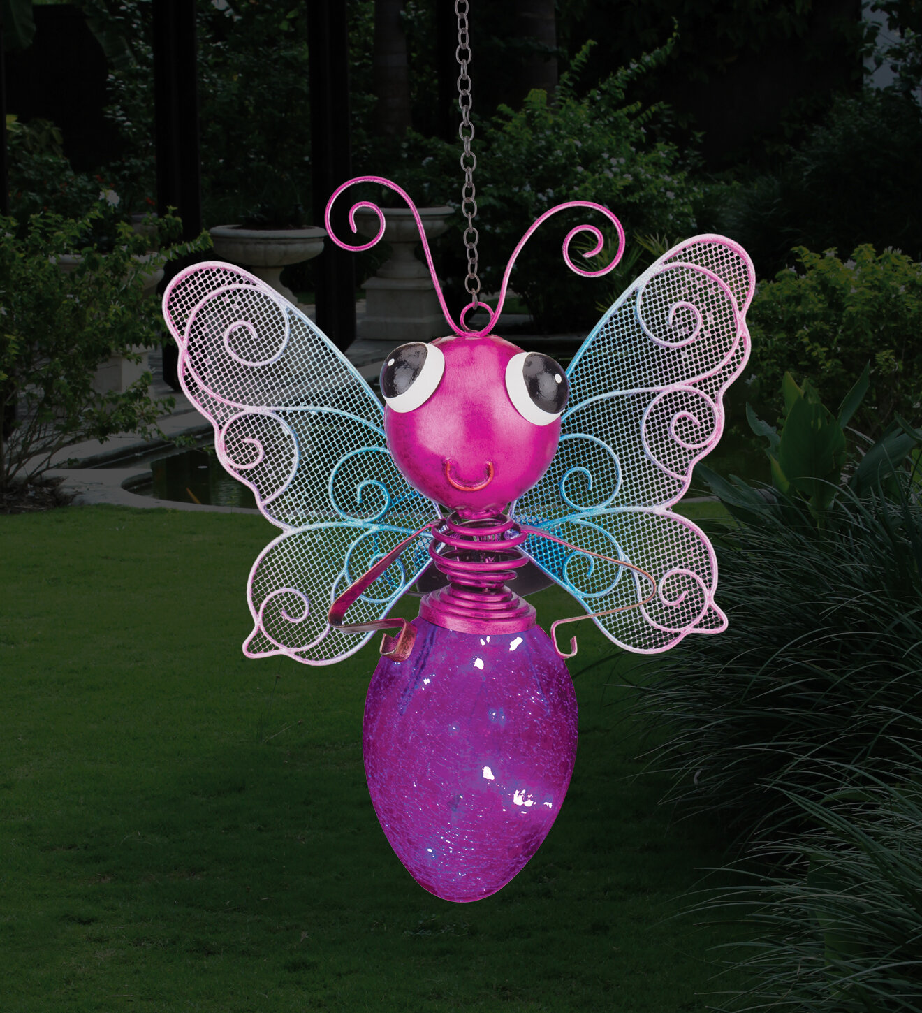 Hanging Heart-Shaped Wreath with Butterflies Solar Lighted Metal Wind  Spinner