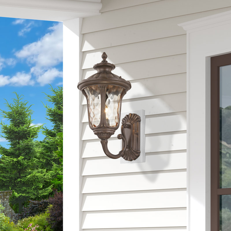 Applique murale d'extérieur à 3 ampoules Amiliano Imperial Bronze, H 18 po x l 9,5 po x P 11 po