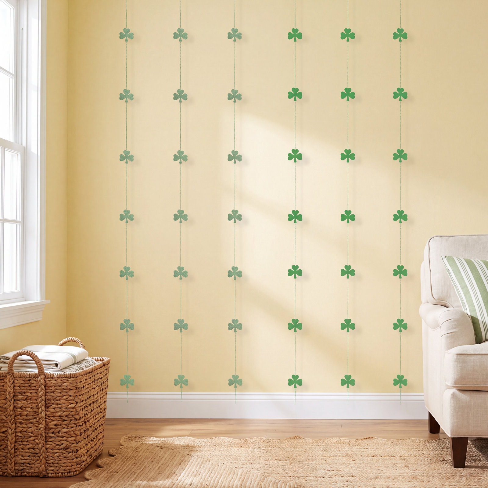 Forbis Shamrock Stringer Garland