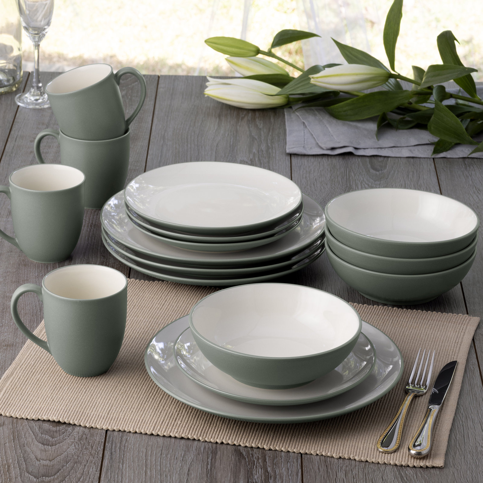 Noritake Colorwave Coupe Salad Plates, 8-1/4", Green