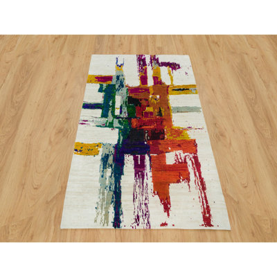 Tapis ivoire en soie 4 pi x 5 pi 10 po Tiffinee One-of-a-Kind