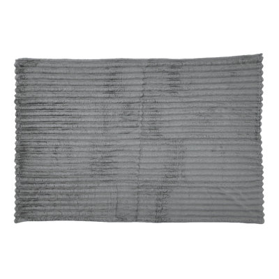 Machine Tufted Throw Blanket