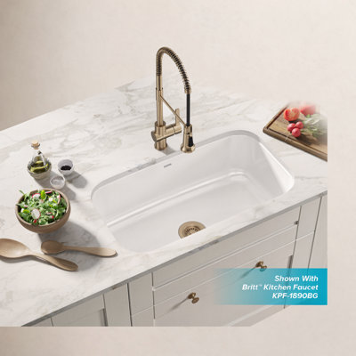 Pintura™ 32" Enameled Steel Undermount Sink