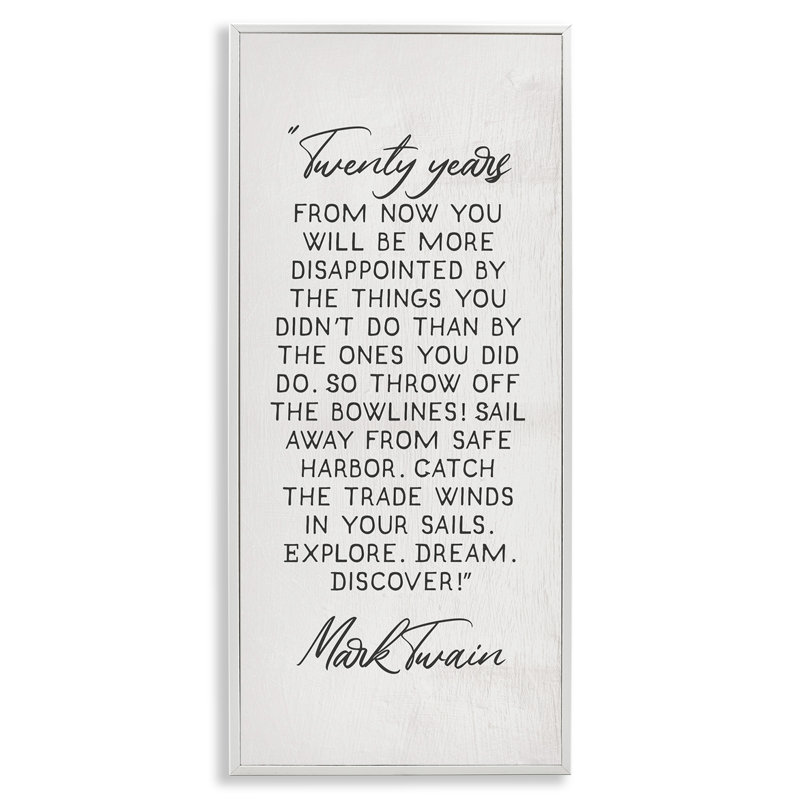 «Twenty Years Twain Literary», estampe numérique par Daphne Polselli, H 30 po x l 13 po, Giclée encadrée blanc bord de mer