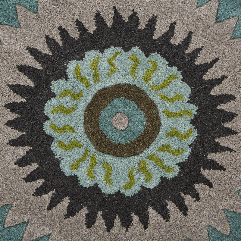 Ebright Hand Tufted Wool Indoor Rug, Round 7'9"