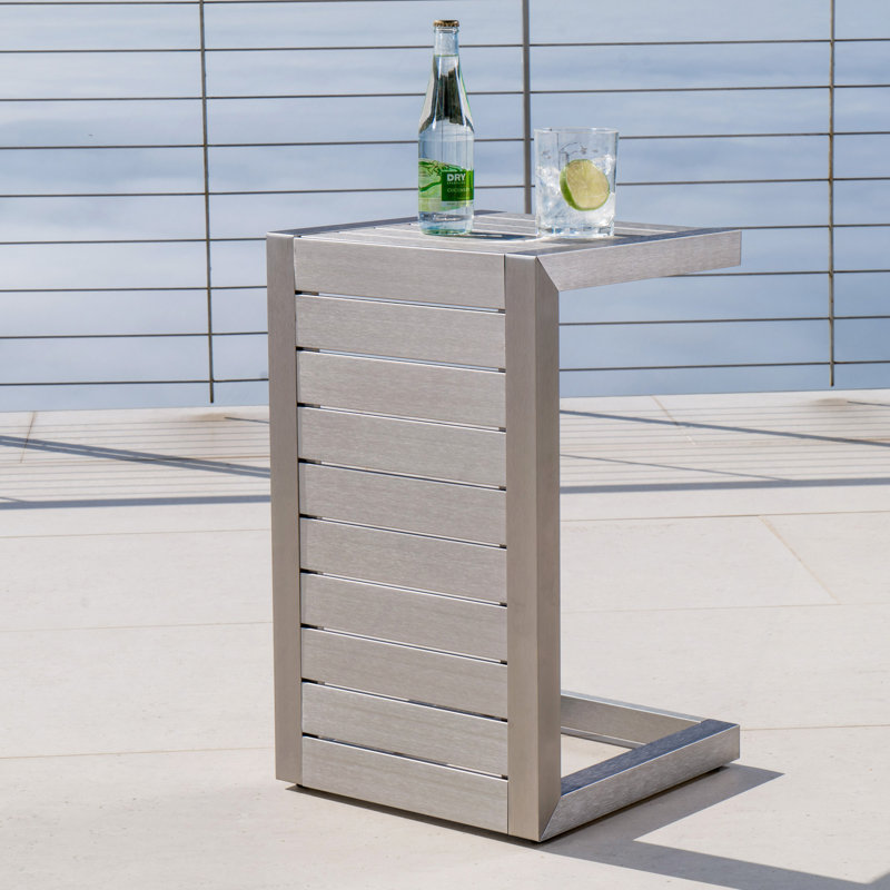 Table en forme de C, Argent argent