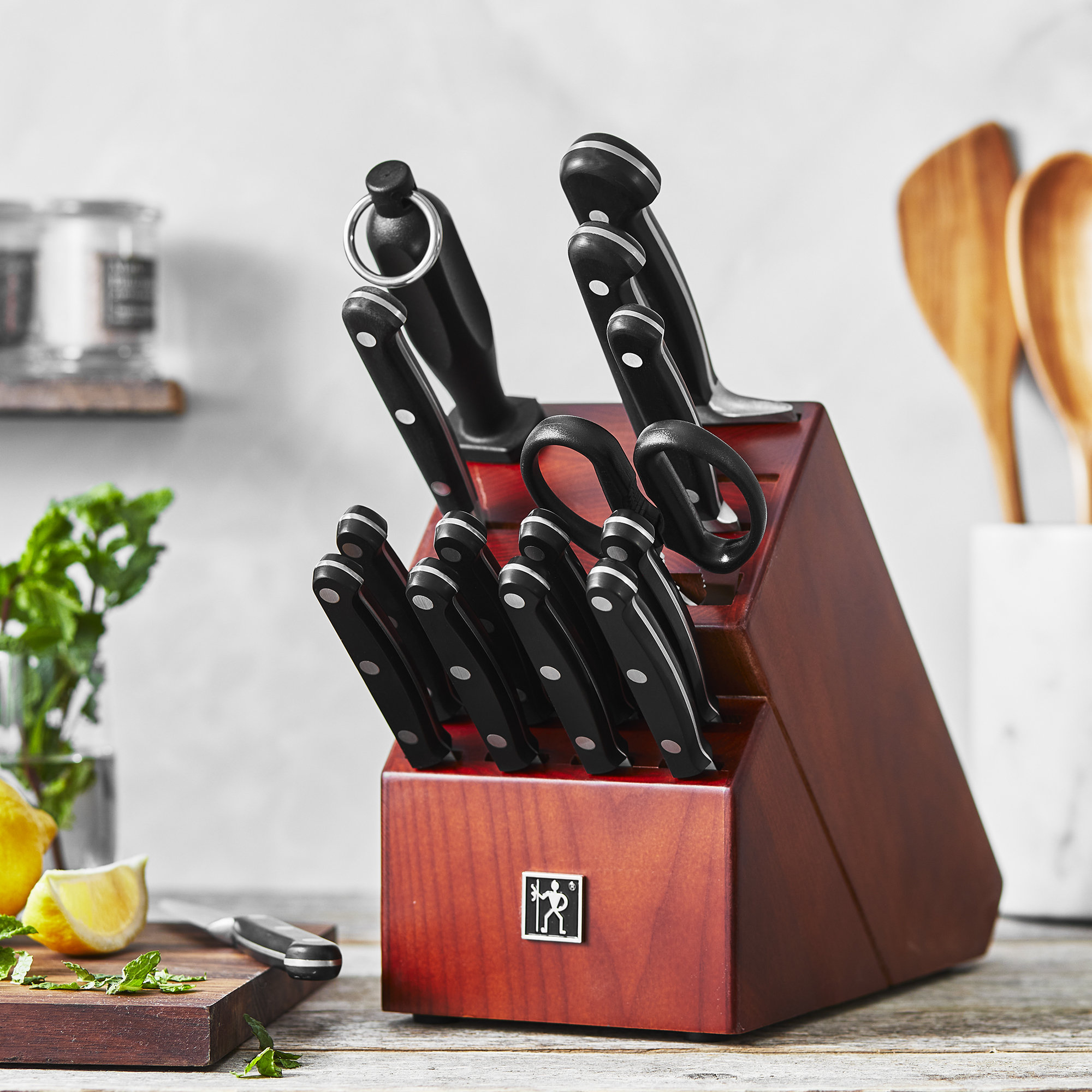HENCKELS Statement Razor-Sharp 20-Piece Knife Set with Block, Chef Knife,  Bread Knife, German Engineered Knife Informed by over 100 Years of Mastery