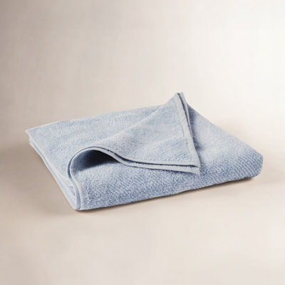 Air Weight 100% Cotton Midweight Bath Towel