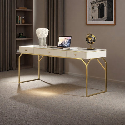 Bureau d'ordinateur Bushman