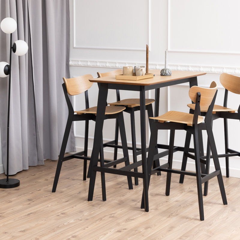 Damiansville Dining Table