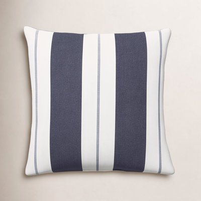 Gazelle 22" x 22" Pillow Cover and Insert
