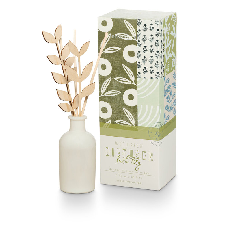 Tried & True diffuser Lush Lily Candle