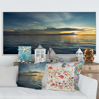 Costal Sunset on Dramatic Sky - photographie sur toile