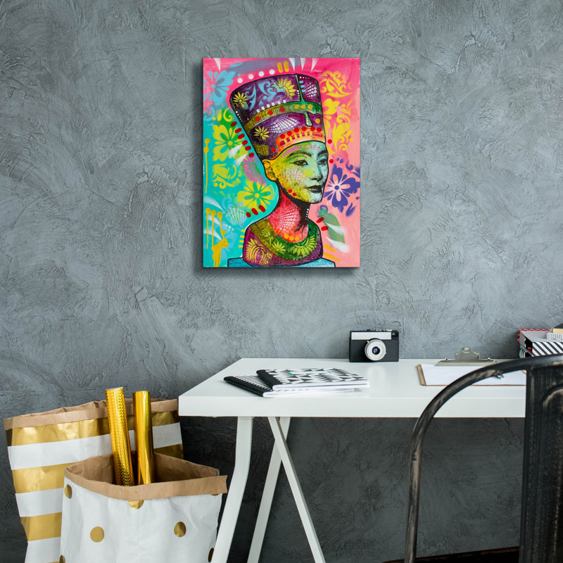 «Nefertiti» par Dean Russo, art mural sur toile, H 16 po x l 12 po x P 0,75 po