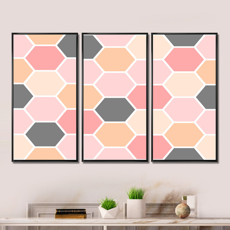 «Pink and Grey Hexagons», ensemble de 3 reproductions sur toile flottantes, H 28 po x l 36 po x P 1 po, Cadre noir