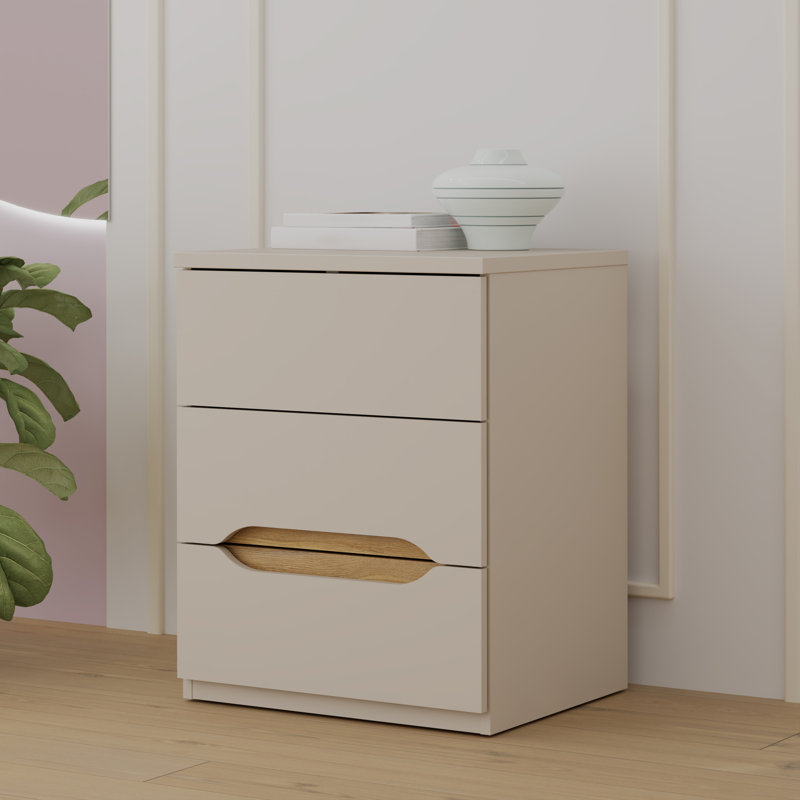 Saben Modern minimalistic bedside table with 3 drawers, integrated wood-effect handles, engineered wood, beige & warm oak decor, 50.4 cm W x 63.5 cm H x 41.5 cm D