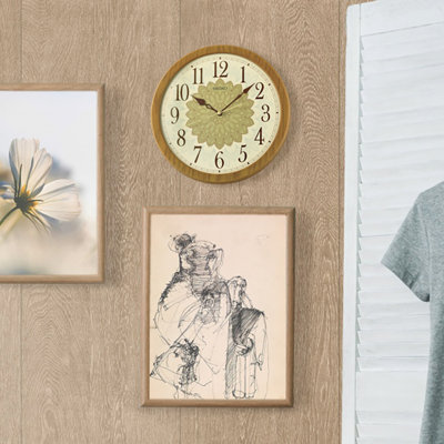 QXA857BLH Traditional Wall Clock, Brown
