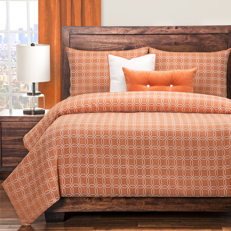 Cotton Blend Geometric Shapes Duvet Cover Set, Queen Duvet Cover + 4 Additional Pieces