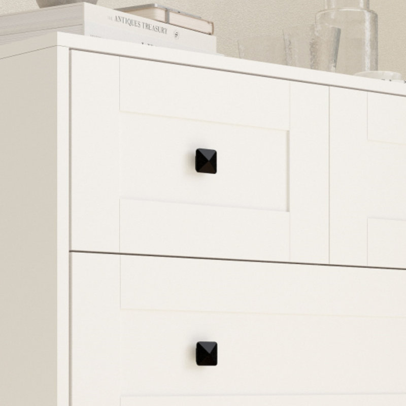 Commode à 5 tiroirs de couleur blanche