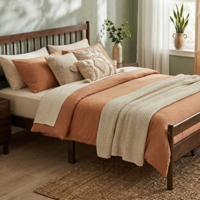 Lit plateforme grand en bois de pin, cadre de lit traditionnel avec tête et pied de lit, structure de lit robuste renforcée pour la chambre à coucher, noyer