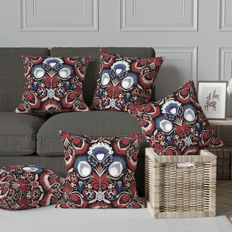 Oreiller fantaisiste avec housse amovible, H 18 po x l 18 po, Rouge / bleu / noir