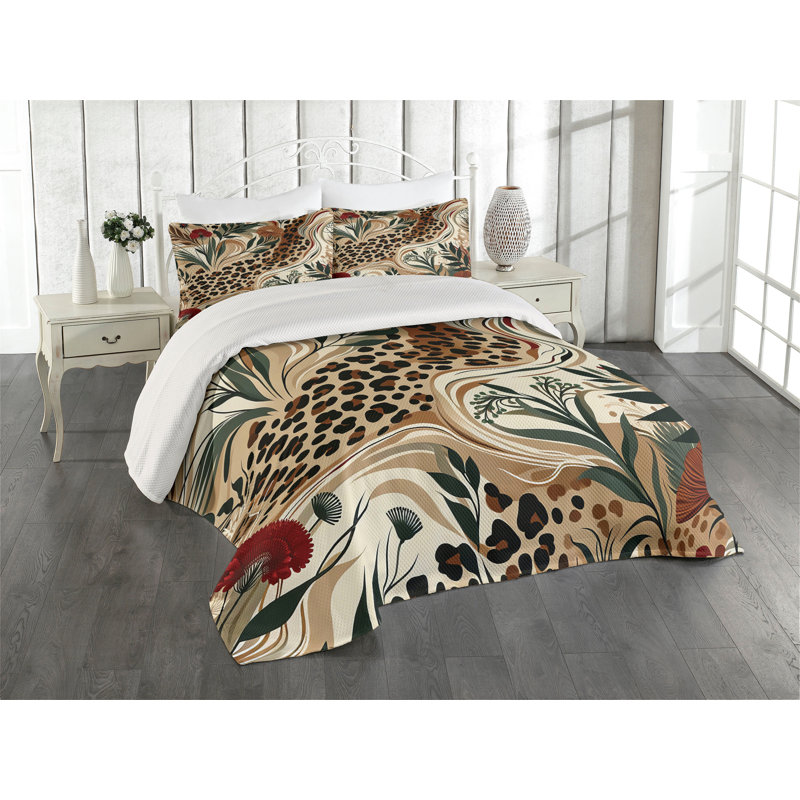 Polyester Floral Coverlet, Queen Coverlet + 2 Standard Shams