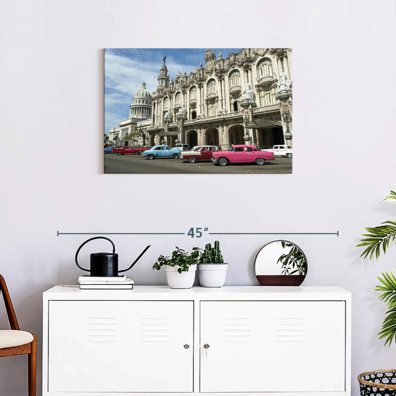 Lilie Prado Street Cars, H 20 po x l 30 po