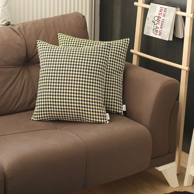 Polypropylene Throw Square Pillow Cover