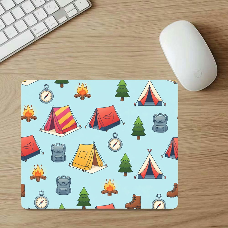 Tapis de bureau rigide 15,75 po x 31,51 po Happy Camper Diatom Mud Mouse