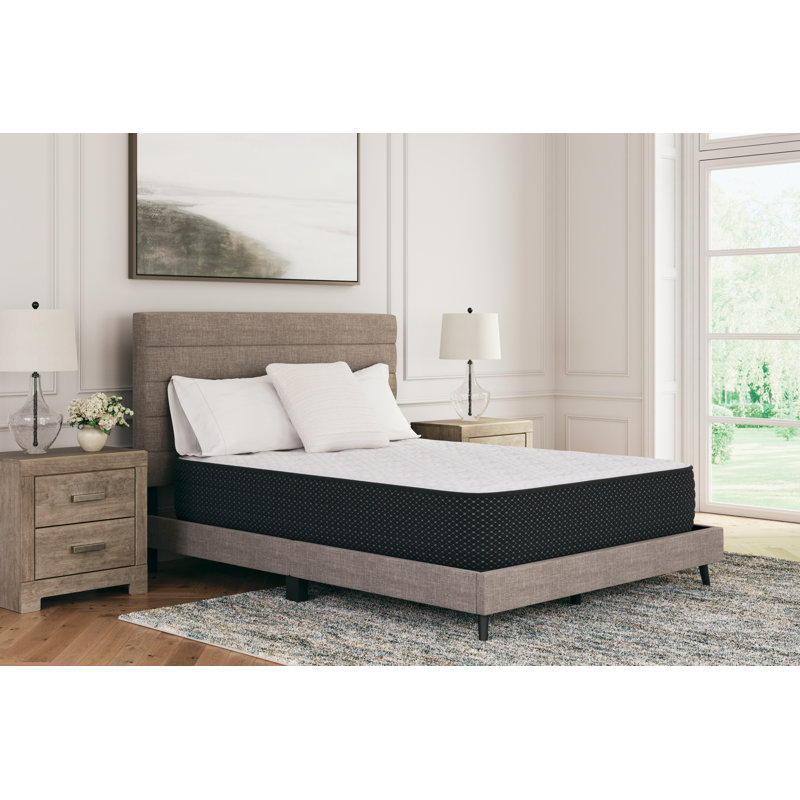 Full Size White Plush 12 Inch Hybrid Mattress with Gel Memory Foam