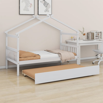 Lit en bois avec couchette