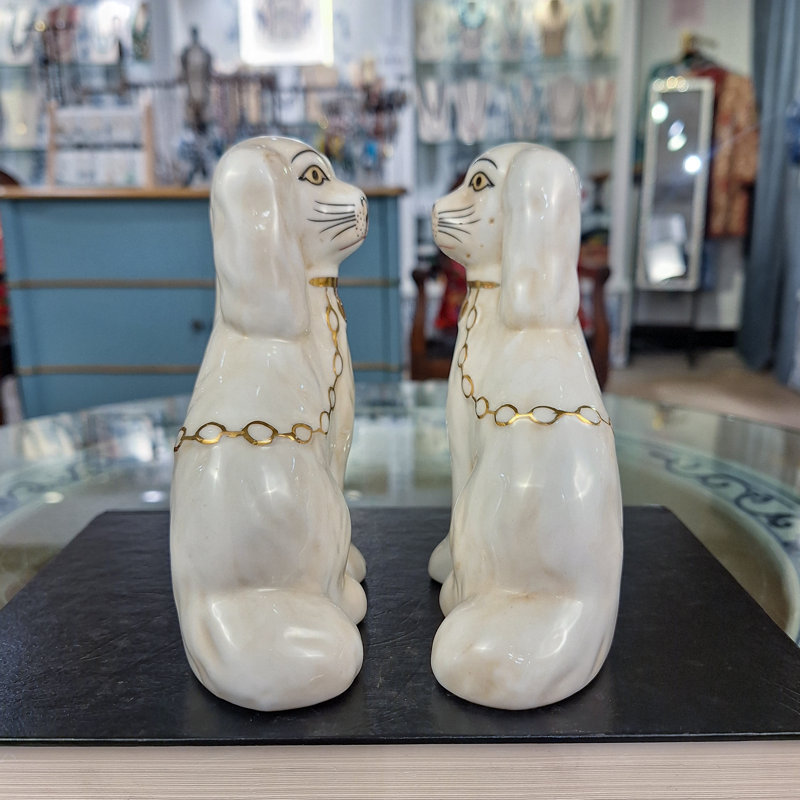 Staffordshire Style Dog Figurines – Antique Gold Chain Cream Small (Set of 2)