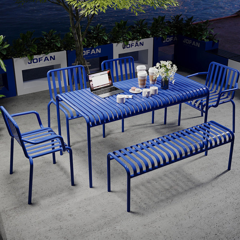 Ensemble de table et de chaises pour l'extérieur, H 29,53 po x L 70,87 po x l 27,56 po