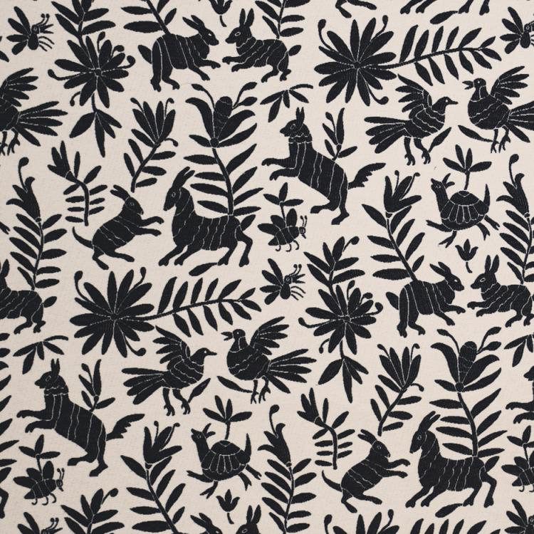 Prive Pinata Fabric, Domino
