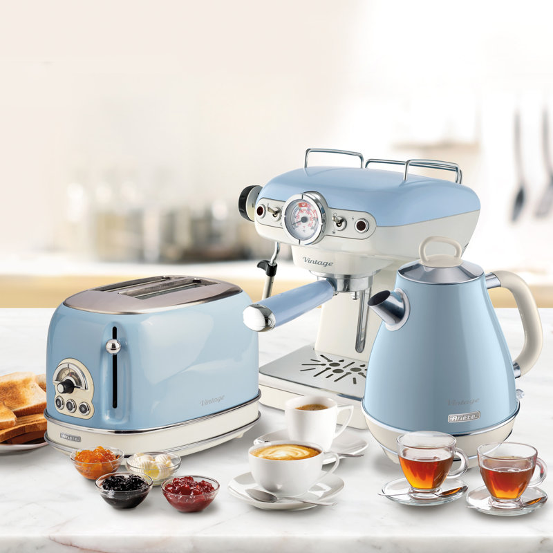 Ariete Vintage 1.7L Kettle with 2 Slice Toaster and 15 Bar Pump Espresso Coffee Machine Set, Blue