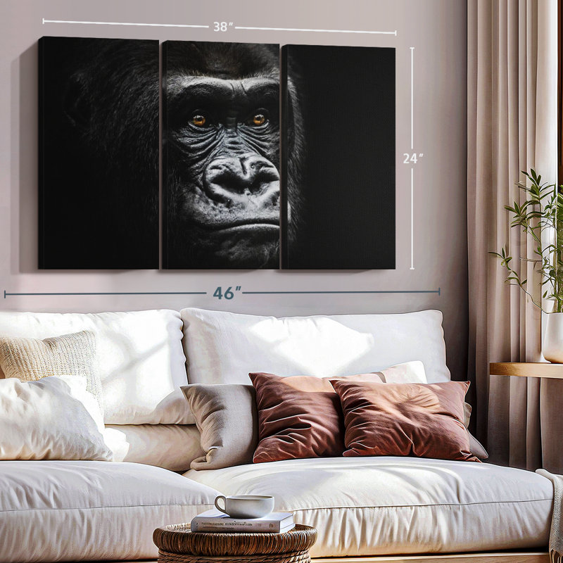 «Gorilla Portrait Close Up», reproduction sur toile, H 32 po x l 50 po
