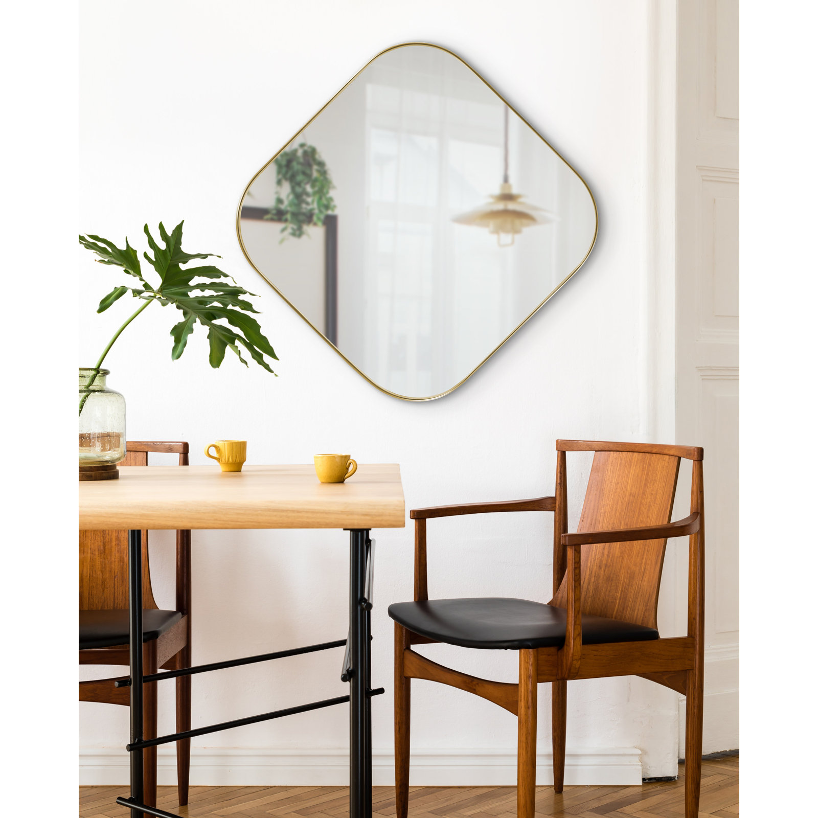 Slade 24" Accent Mirror, 24" x 24", Gold