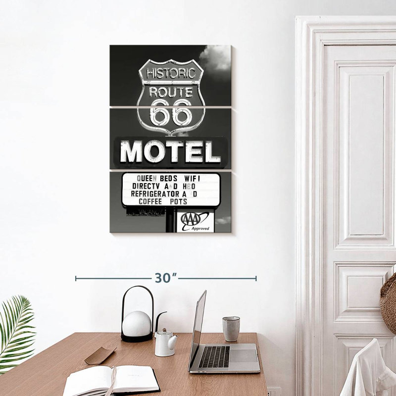 Mehar historique Route 66, H 32 po x l 20 po