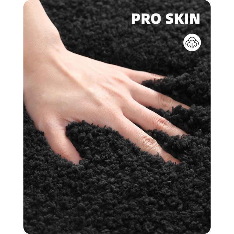 Tapis pour salle de bain Gaenside, L 32 po x l 20 po, Noir, noir, noir, noir