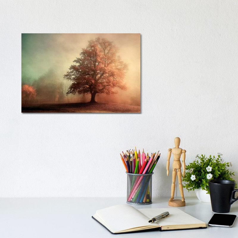 Standing Proud by Lars Van De Goor - Wrapped Canvas Gallery-Wrapped Canvas Giclée, 20.32 cm H x 30.48 cm W