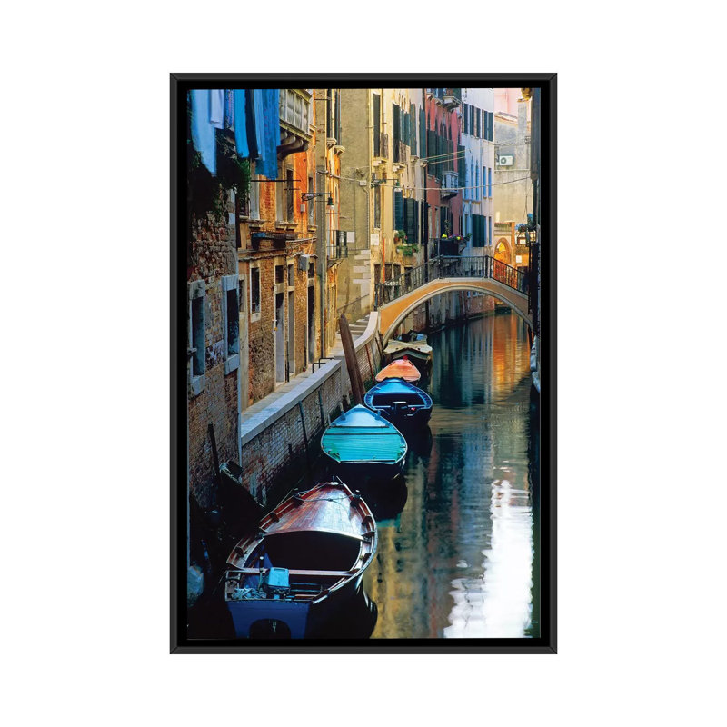 «Lazy Af après-midi, Venise, Italie», reproduction de photo sur toile, H 26 po x l 18 po x P 1,5 po, Toile avec cadre noir