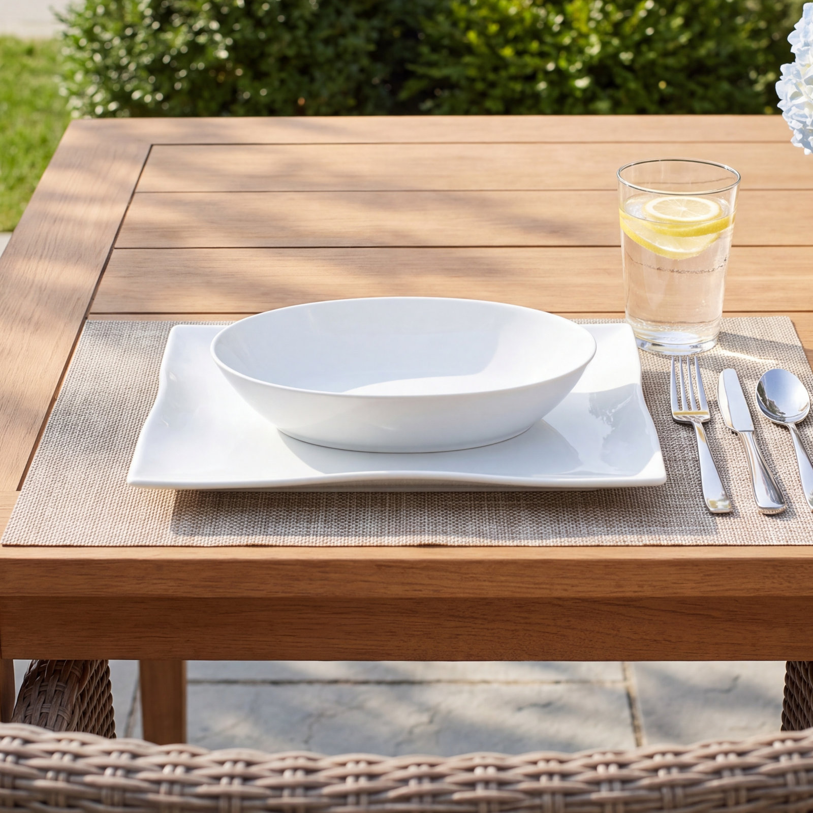 Everyday White 2-Piece Serving Set