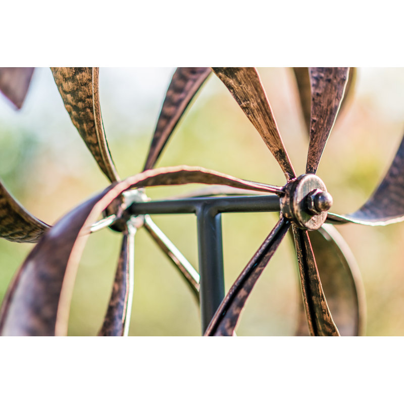 Weather Resistant Metal Plants & Flowers Rotator