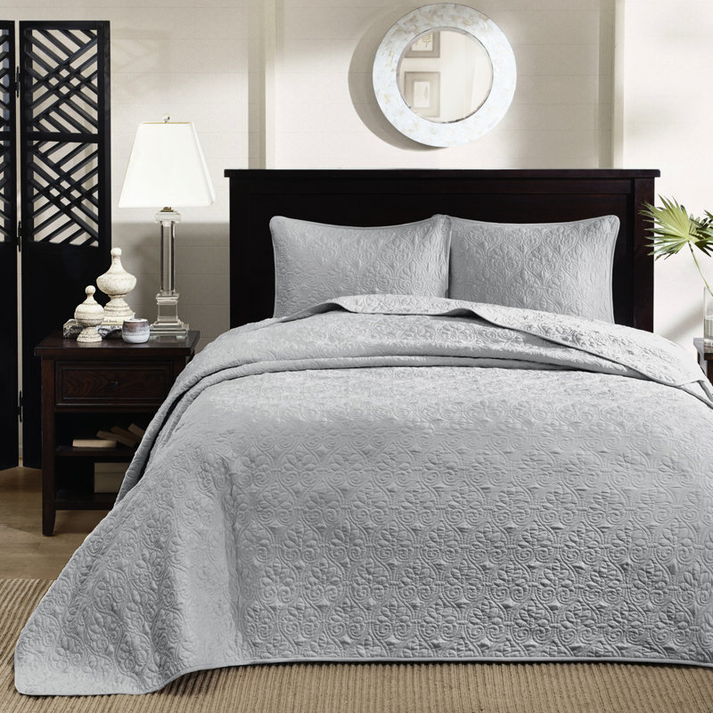 Couvre-lit grand réversible gris - avec un motif élégant surdimensionné pour les matelas profonds, un rembourrage confortable en coton prélavé et 2 taies décoratives sont lavables à la machine.