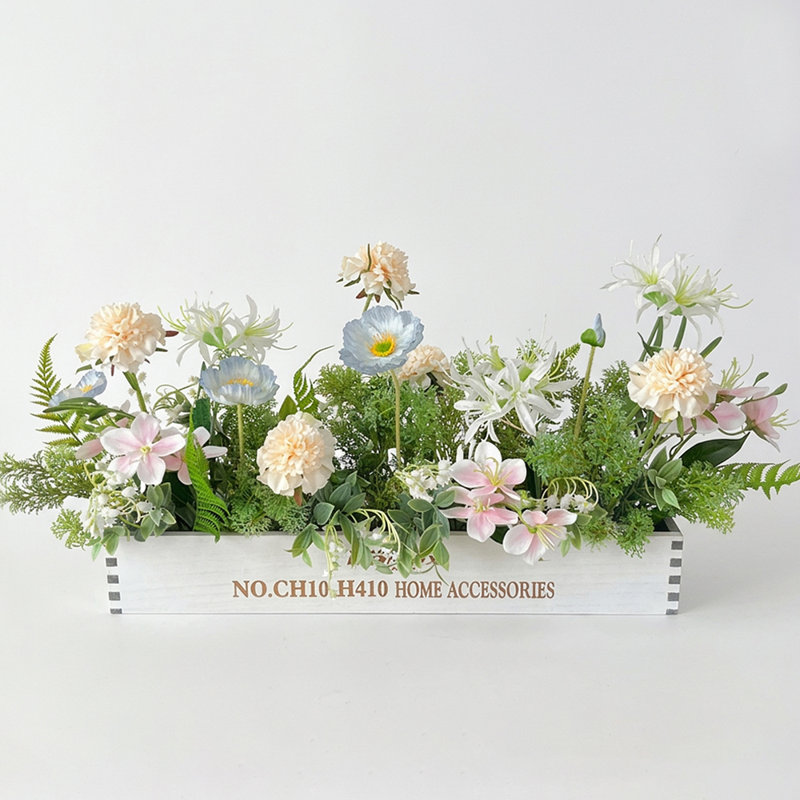 Arrangement de table à fleurs avec plateau en bois Spring Decor