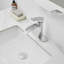 Robinet de salle de bain cascade à un trou avec ensemble de drain Robinets de lavabo de salle de bain à poignée simple Robinets de lavabo en laiton avec plaque de pont-115639756