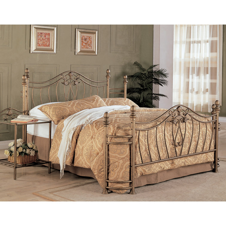 Annaya queen size Standard Bed (incomplete) 