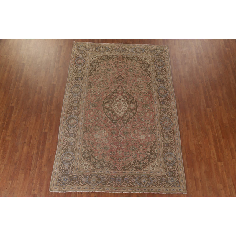 Traditional   Area Rug 7x10
