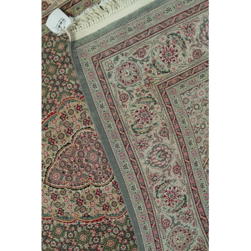 Tapis gris et rouge noué à la main de haute qualité
